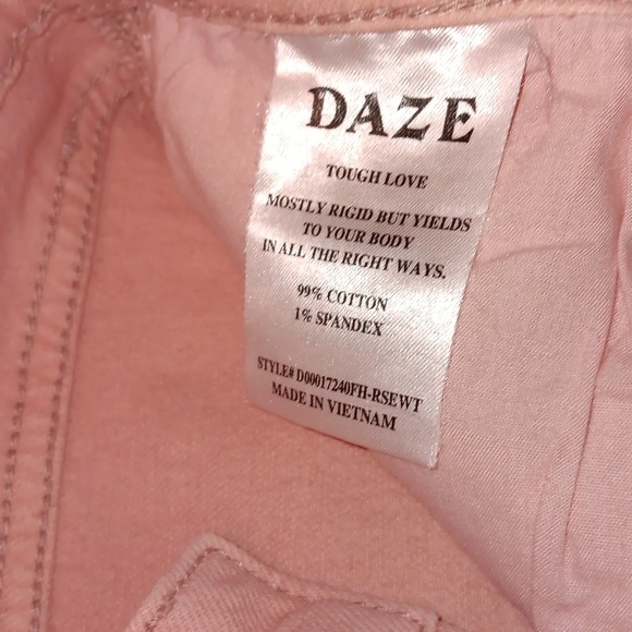DAZE Soho High Rise Ankle Flare Jeans in Rosewater Pink NWT 29 - Picture 8 of 8